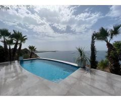 Chalet con vistas al mar y piscina en alquiler, Salobreña