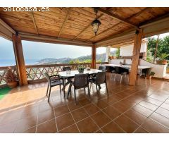Espectacular chalet de alquiler en Taramay