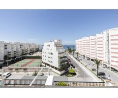 Ático con encanto en venta en Salobreña en primera linea de playa