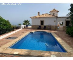 Cortijo con encanto en Pago de Mijas con increibles vistas al mar