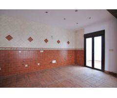 Espectacular casa con piscina en venta en Vélez de Benaudalla
