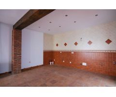 Espectacular casa con piscina en venta en Vélez de Benaudalla