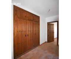 Espectacular casa con piscina en venta en Vélez de Benaudalla
