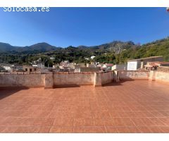 Apartamento con potencial en venta en Guájar Alto