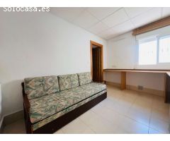 Amplia casa de pueblo en venta en Salobreña