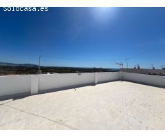 Amplia casa de pueblo en venta en Salobreña