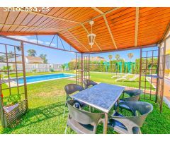 Se vende chalet segregado, hipotecable y con agua de Red, en Hozanejos.