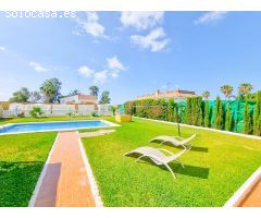 Se vende chalet segregado, hipotecable y con agua de Red, en Hozanejos.