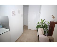 AMPLIO PISO CON ASCENSOR CENTRO 3 HAB DOBLES 2 BAÑOS COMPLETOS !!!!