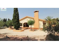 CHALET CON PISCINA EN VENTA - SANTA FAZ (ALICANTE)