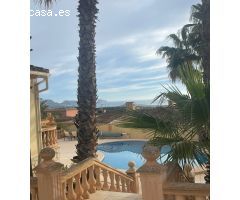 Chalet en Venta en la Nucia, Alicante