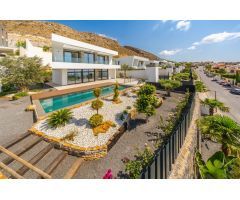 Villa de Lujo en Venta en Finestrat, Alicante