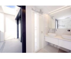 Villa de Lujo en Venta en Alfaz del Pí / LAlfàs Del Pi, Alicante