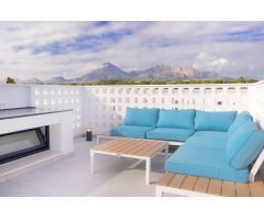 Villa de Lujo en Venta en Alfaz del Pí / LAlfàs Del Pi, Alicante