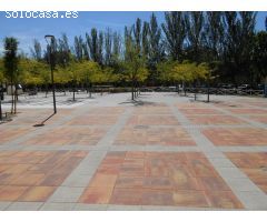 TEGEISA vende Local Comercial  de 650 m2 en Tres Cantos, Madrid.
