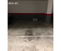 SE ALQUILAN 2 PLAZAS DE GARAJE EN EL EDIFICIO BENIMAR, PRECIO INTERESANTE