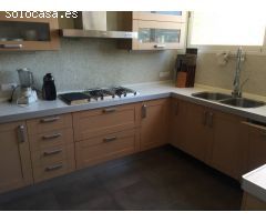 Es vende estupendo Ático con vistas impresionantes