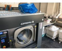 Se vende o se traspasa Lavanderia industrial totalmente equipada funcionando y buena rentabilidad