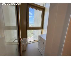 Se vende preciosos apartamento en Poniente con 2 dormitorios, 1 baño, parking y trastero
