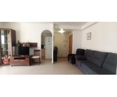SE VENDE, precioso piso 2 dormitorios + 2 baños + garaje - Totalmente equipado para entrar a vivir.
