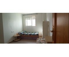 SE VENDE, precioso piso 2 dormitorios + 2 baños + garaje - Totalmente equipado para entrar a vivir.