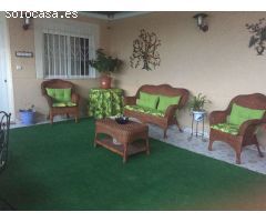 Chalet a 30 metros de la playa de 2 plantas con posibilidad de hacer otro apartamento