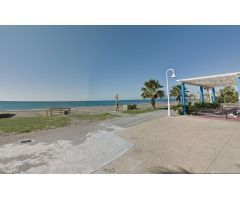 Piso a 50 metros de la playa y en pleno centro