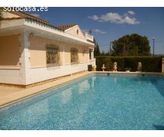 Chalet en Alquiler en la Nucia, Alicante
