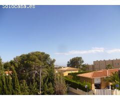 Chalet en Alquiler en la Nucia, Alicante