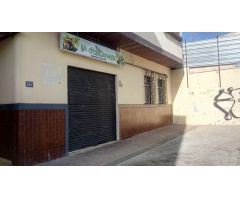 Amplio local sobre Avenida de Los Menceyes