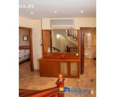 Casa de 195 m² de 5 Habitaciones más Buhardilla, Garaje para 2 coches y altillo, zona de Progrés