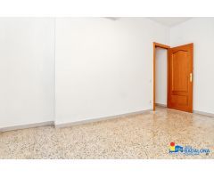 Piso de 4 Habitaciones en Pep Ventura al lado del Metro