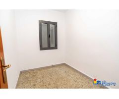Piso de 4 Habitaciones en Pep Ventura al lado del Metro