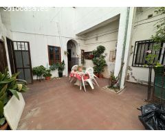 VIVIENDA TIPO CASA DE VECINOS EN CASCO HISTÓRICO JUNTO A OLLERIAS