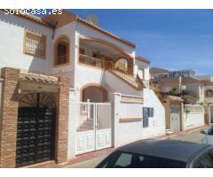 Reformado Bungalow con piscina comunitaria