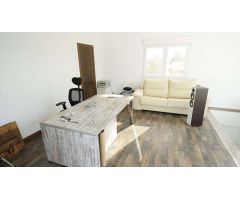 BAJADA DE PRECIO! VILLA EN QUESADA CON GRAN PARCELA - CON CITA