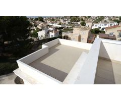 BAJADA DE PRECIO! VILLA EN QUESADA CON GRAN PARCELA - CON CITA