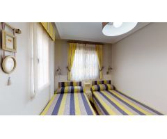 Chalet Primera Linea - Los Locos, 3 hab, 2 baños, piscina privada, vistas al mar - 329.000€