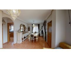 Chalet Primera Linea - Los Locos, 3 hab, 2 baños, piscina privada, vistas al mar - 329.000€