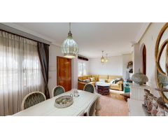 Chalet Primera Linea - Los Locos, 3 hab, 2 baños, piscina privada, vistas al mar - 329.000€