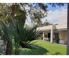 Impresionante chalet con piscina privada en Jacarilla