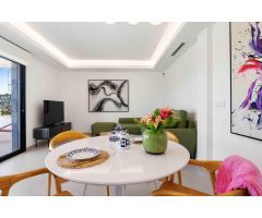 MODERNA VILLA DE 3 DORMITORIOS EN ROJALES