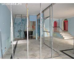 OCUPADO!! Villa de 5 dormitorios para reformar en Nueva Andalucía.