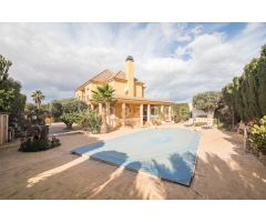 Chalet en Venta en Muchamiel, Alicante