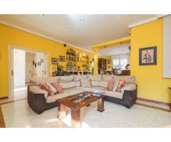 Chalet en Venta en Muchamiel, Alicante