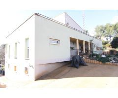 Espectacular chalet con piscina, jardín y zona de barbacoa en Collbató