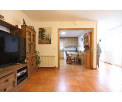 Casa con piscina en Can Villalba