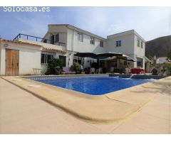 Chalet en Venta en Orxeta, Alicante