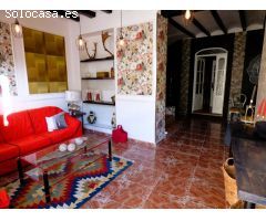 Casa de Pueblo en Venta en Relleu, Alicante