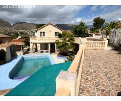 Chalet en Venta en Orxeta, Alicante